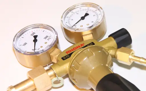 pressure regulator valves
